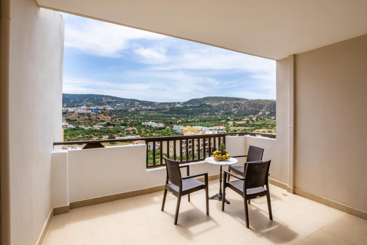 Aphrodite Luxury Studios & Apartments Karpathos Buitenkant foto