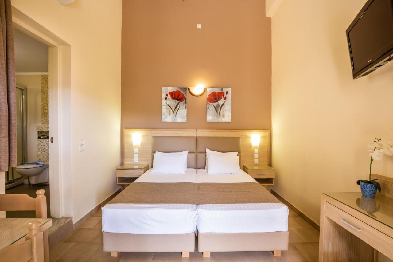 Aphrodite Luxury Studios & Apartments Karpathos Buitenkant foto