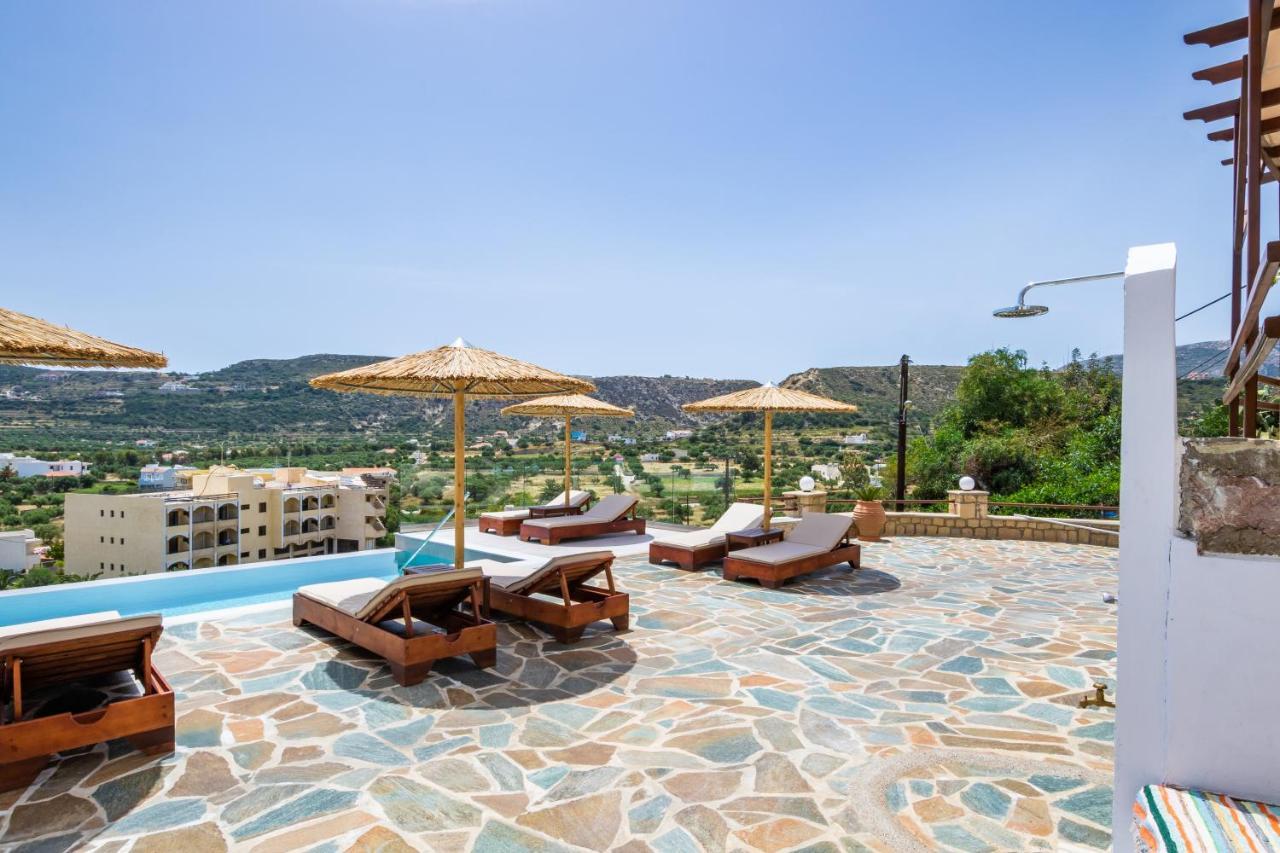 Aphrodite Luxury Studios & Apartments Karpathos Buitenkant foto