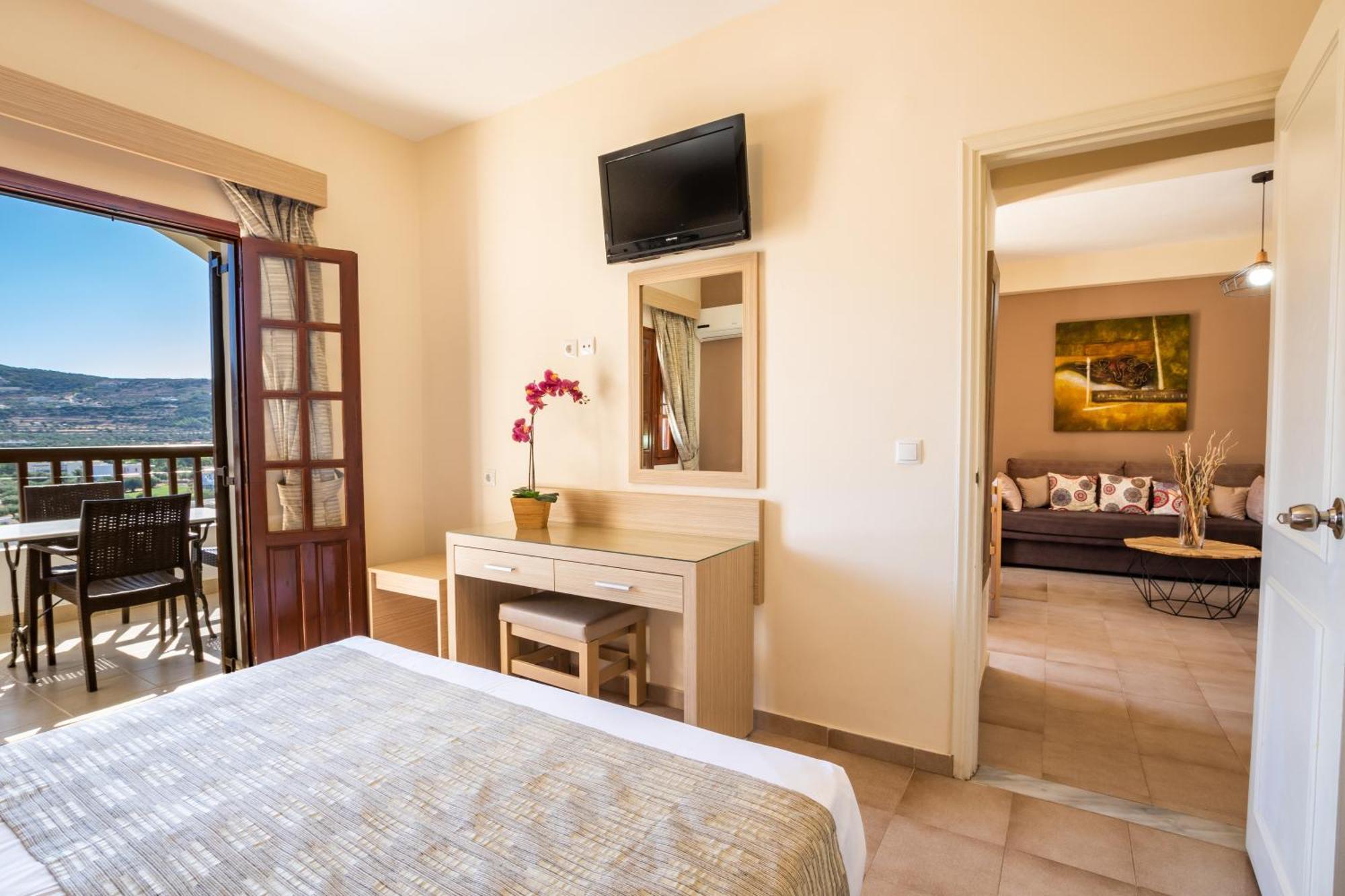 Aphrodite Luxury Studios & Apartments Karpathos Buitenkant foto