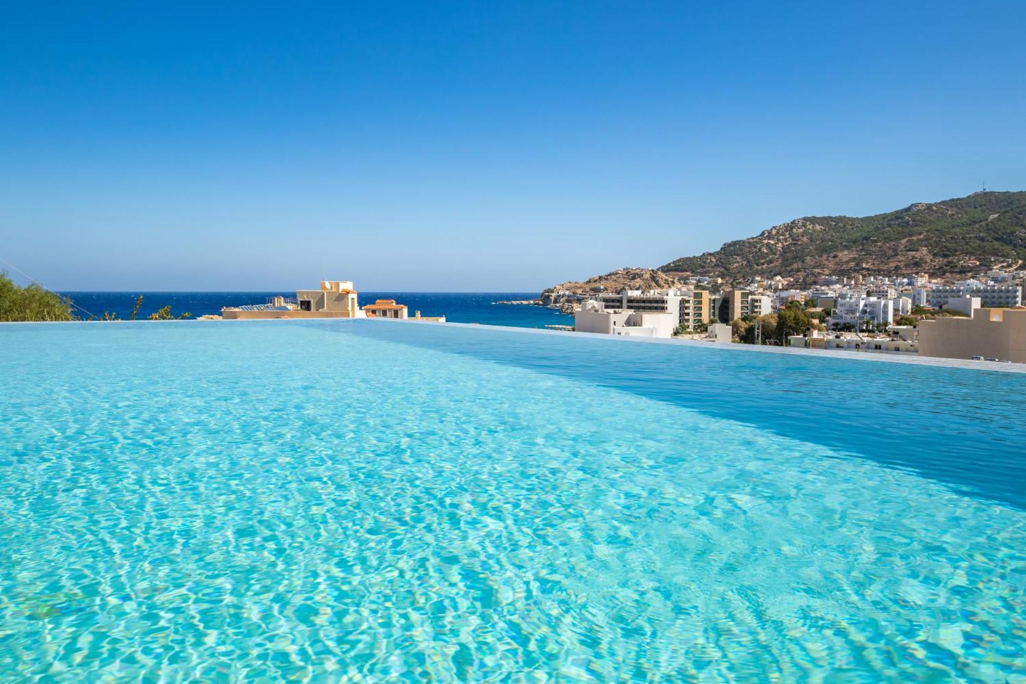 Aphrodite Luxury Studios & Apartments Karpathos Buitenkant foto